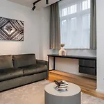 N48 Boutique Appartamento Reval