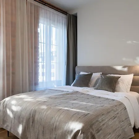 N48 Boutique Apartman *